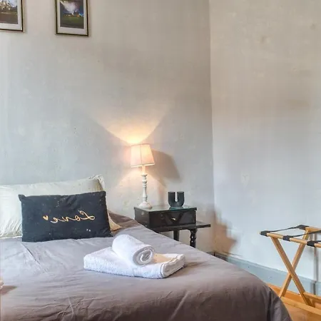 En Couleurs - Maison 10 Pour 10 Personnes En Centre-ville Hébergement de vacances
